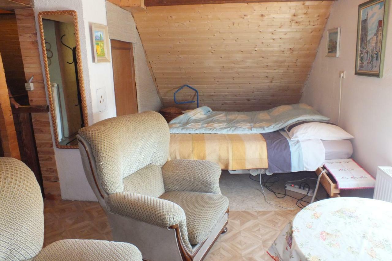 Gite Rustique Sous Combles Merxheim Exteriör bild